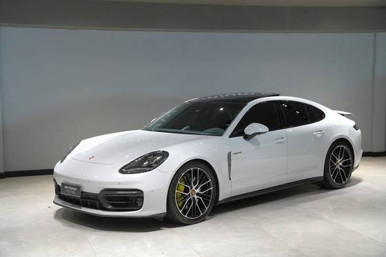PORSCHE PANAMERA 2.9 V6 E-HYBRID 4 PLATINUM EDITION PDK